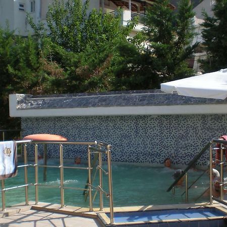 Difo Hotell Loutra Aidhipsou Exteriör bild